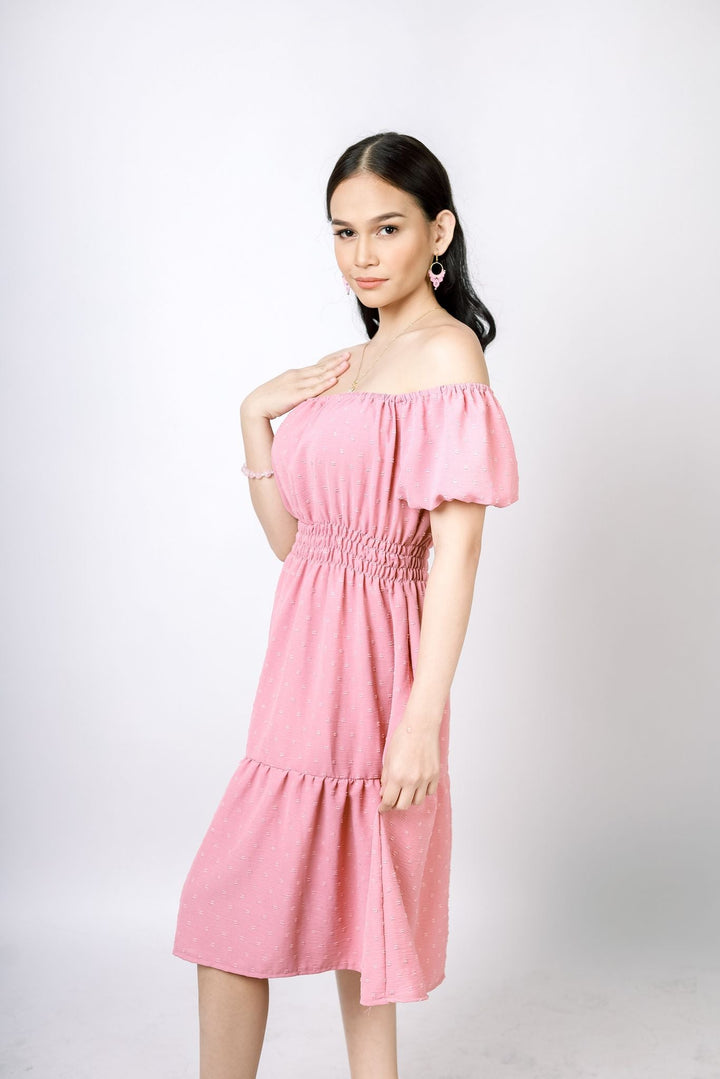 A lady wearing Beauty Lyfe Dress Michelle "2-Way" Dress Pink Model