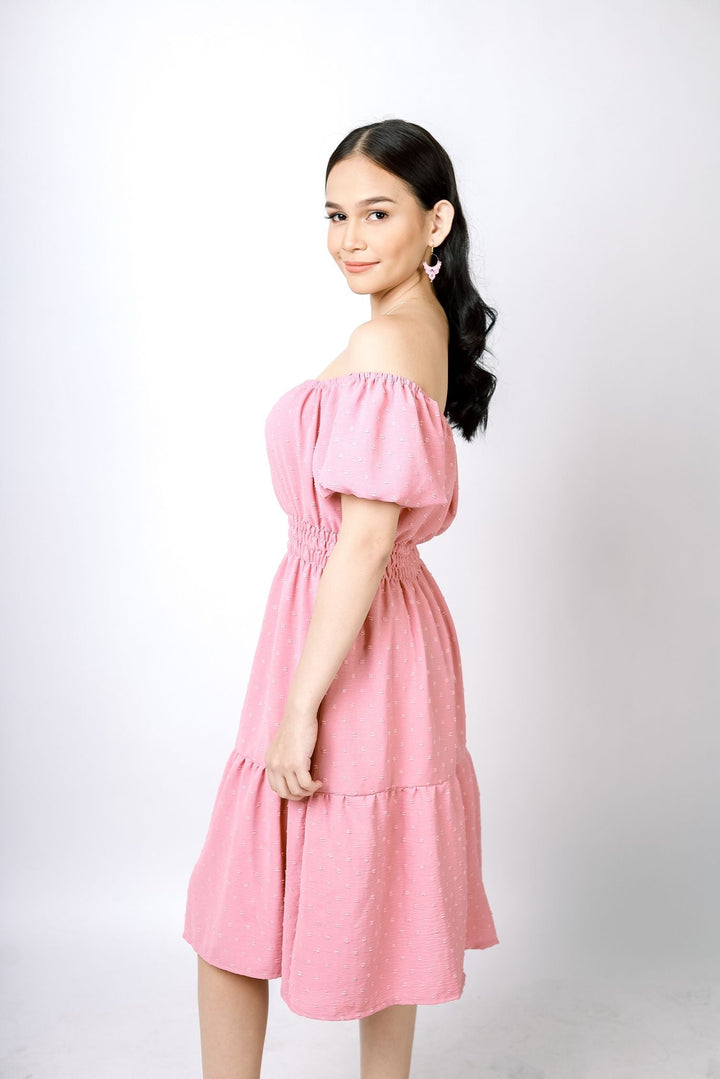 A lady wearing Beauty Lyfe Dress Michelle "2-Way" Dress Pink Model